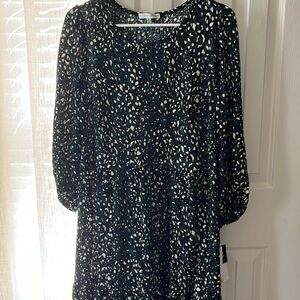 Women’s dress size medium